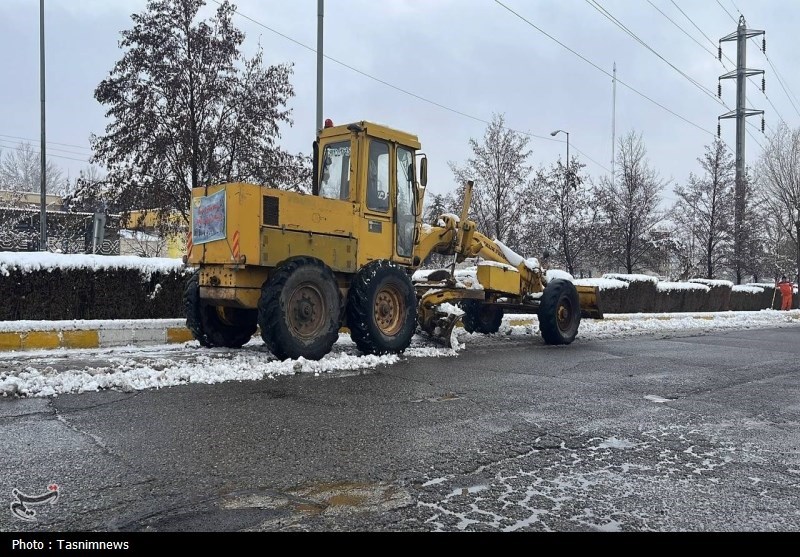 برفروبی در 1670 کیلومتر از محورهای مواصلاتی استان کرمانشاه / اخبار کرمانشاه - اخبار استانها