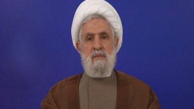 نعیم قاسم: ما اسیرانمان را در زندانهای اسرائیل رها نخواهیم کرد / دبیر کل حزب الله لبنان در پیامی به اسیران لبنانی در بند رژیم صهیونیستی تاکید کرد: ما مردمانی هستیم که اسیران خود را در زندانهای اسرائیل رها نخواهیم کرد.