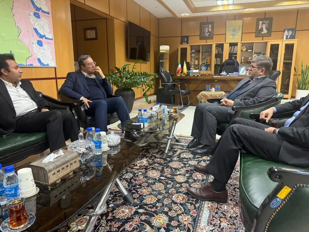 تأکید استاندار آذربایجانغربی بر شتاببخشی پروژههای حیاتی ریلی استان / آذربایجان غربی , پروژههای ریلی , توسعه زیرساخت , مدیرعامل راهآهن , تجارت مرزی