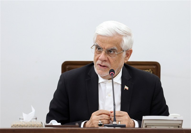 تاکید عارف بر رسیدگی به آسیبدیدگان و خانواده جانباختگان دیماه / اخبار سیاسی روز , اخبار دولت