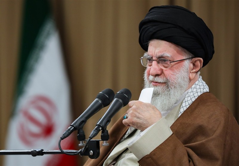 احکام روزه | اجازه پدر و مادر برای روزه گرفتن فرزند لازم است؟ / جدیدترین اخبار مرتبط با آیت الله امام خامنهای - اخبار حوزه امام و رهبری