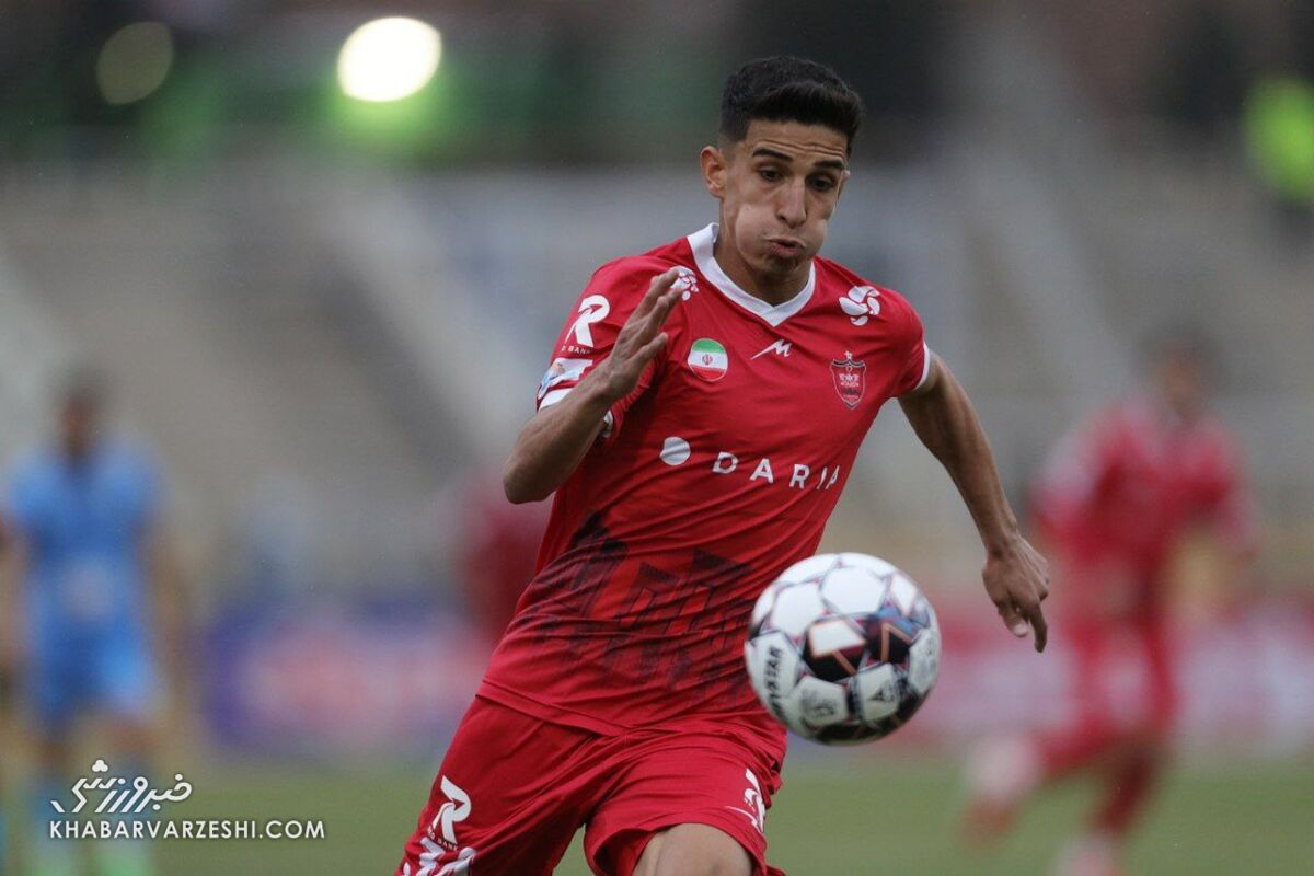 پدیده جوان پرسپولیس به امارات اعزام شد؛ محمودی در مسیر امور اداری تیم / امیرحسین محمودی , پرسپولیس , تیم ملی , امارات , امور اداری