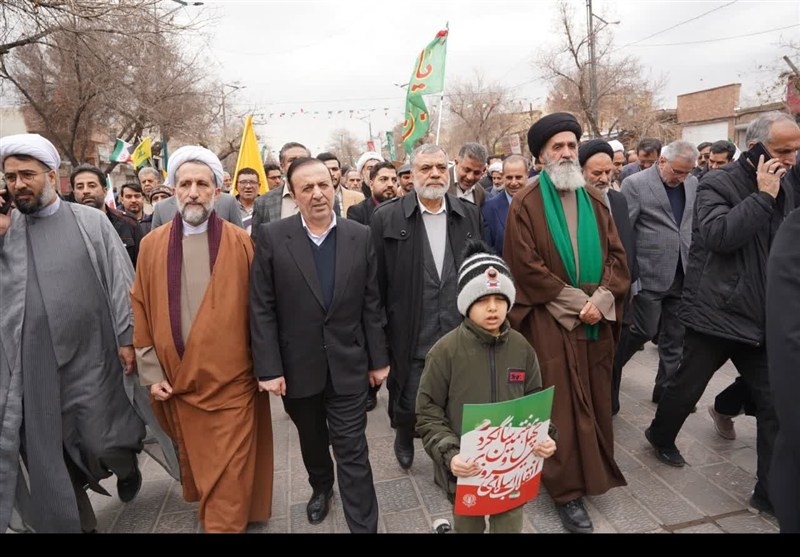 حضور باشکوه قزوینیها؛ نمایش اقتدار ملی / اخبار قزوین - اخبار استانها