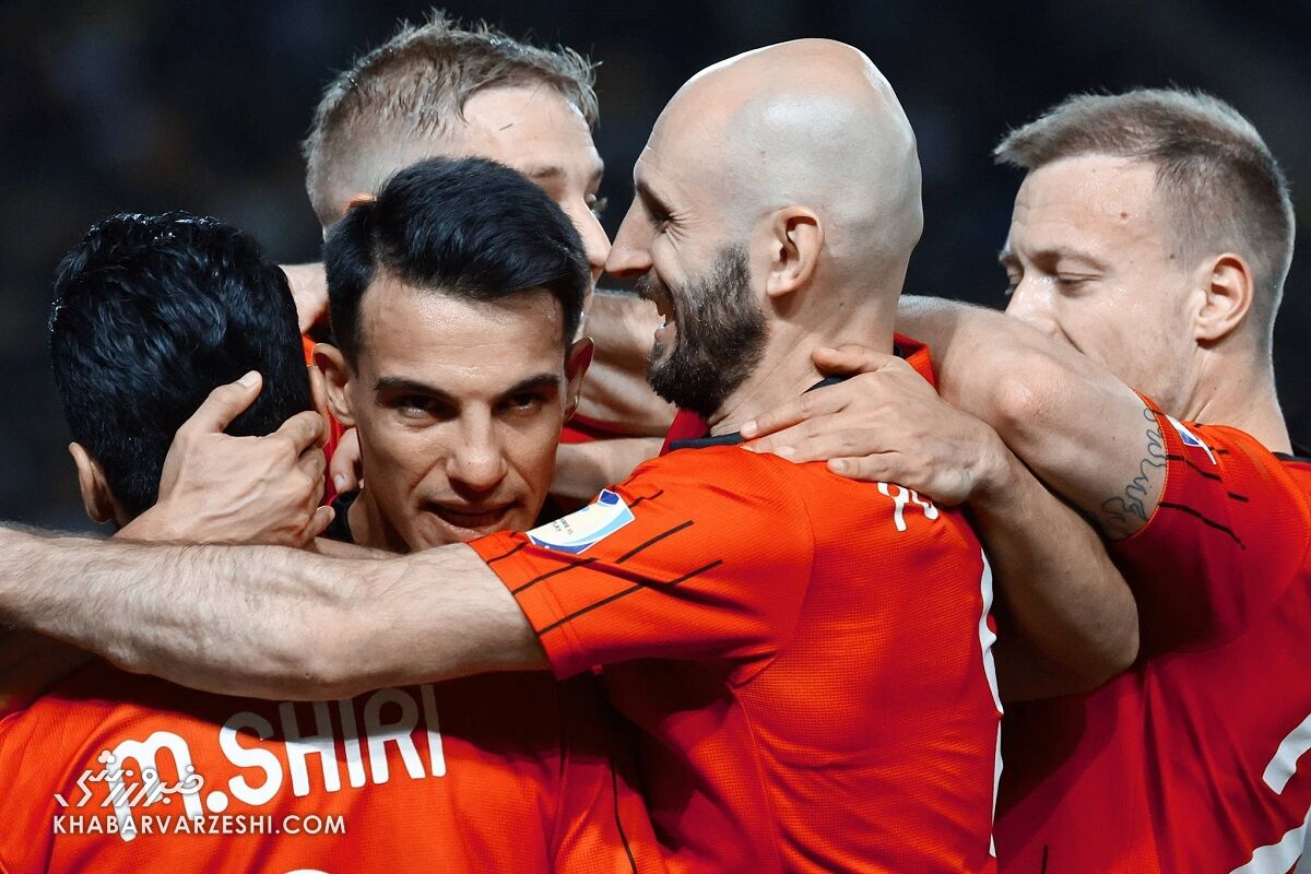 هفته نوزدهم لیگ برتر فوتبال ایران با دیدارهای سرنوشتساز / لیگ برتر , فوتبال ایران , تراکتور تبریز , سپاهان اصفهان , استقلال تهران