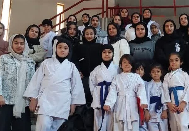 درخشش دختران ملایری در مسابقات قهرمانی کاراته بانوان غرب کشور / اخبار همدان - اخبار استانها