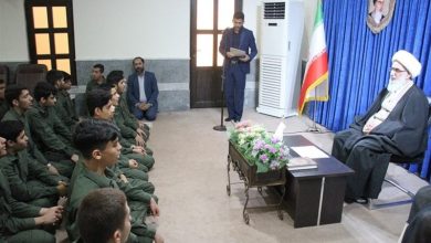 قرار گرفتن در کنار رهبری موجب مصونیت از فریب دشمن میشود / اخبار بوشهر - اخبار استانها