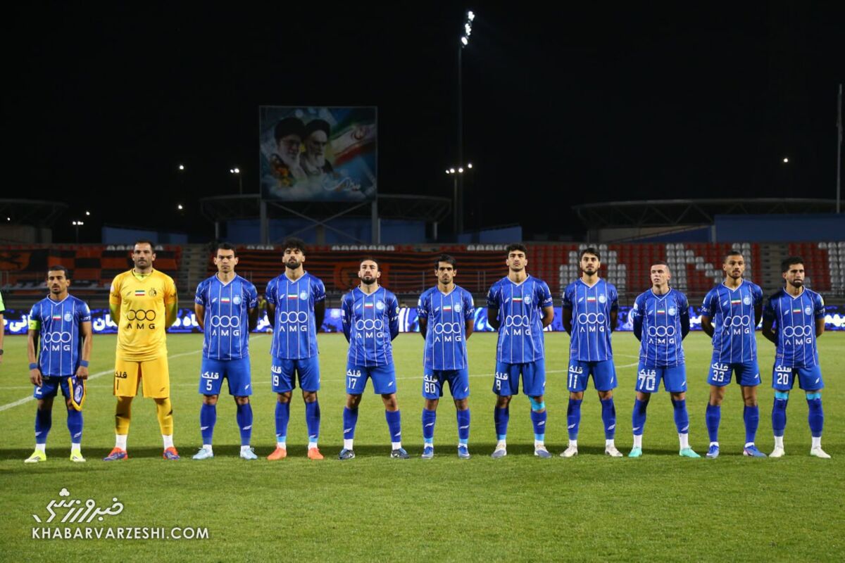 استقلال مقابل مس؛ آبیها با نمایشی متفاوت، برتری قاطع را در نیمه اول رقم زدند / استقلال , مس , لیگ برتر , فوتبال ایران , فوتبال