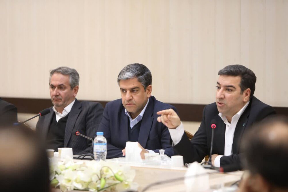 تأکید نماینده ویژه وزیر اقتصاد بر افزایش سهم اردبیل از منابع بانکی کشور / منابع بانکی , تسهیلات تکلیفی , توسعه منطقهای , تأمین مالی استانی , نظام بانکی