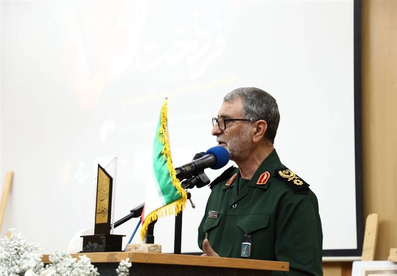 اتحاد ملت رمز پیروزی ما در برابر فتنهسازی دشمن است / اخبار ایلام - اخبار استانها