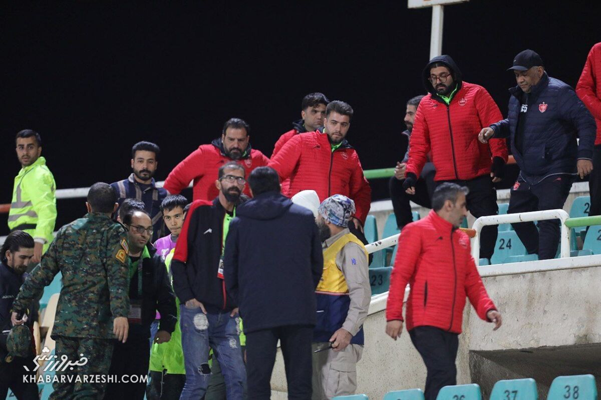 واکنش تند هوادار پرسپولیس به شکست مقابل خیبر خرمآباد / پرسپولیس , خیبر خرمآباد , شکست دوستانه , هوادار متعصب , لیگ برتر