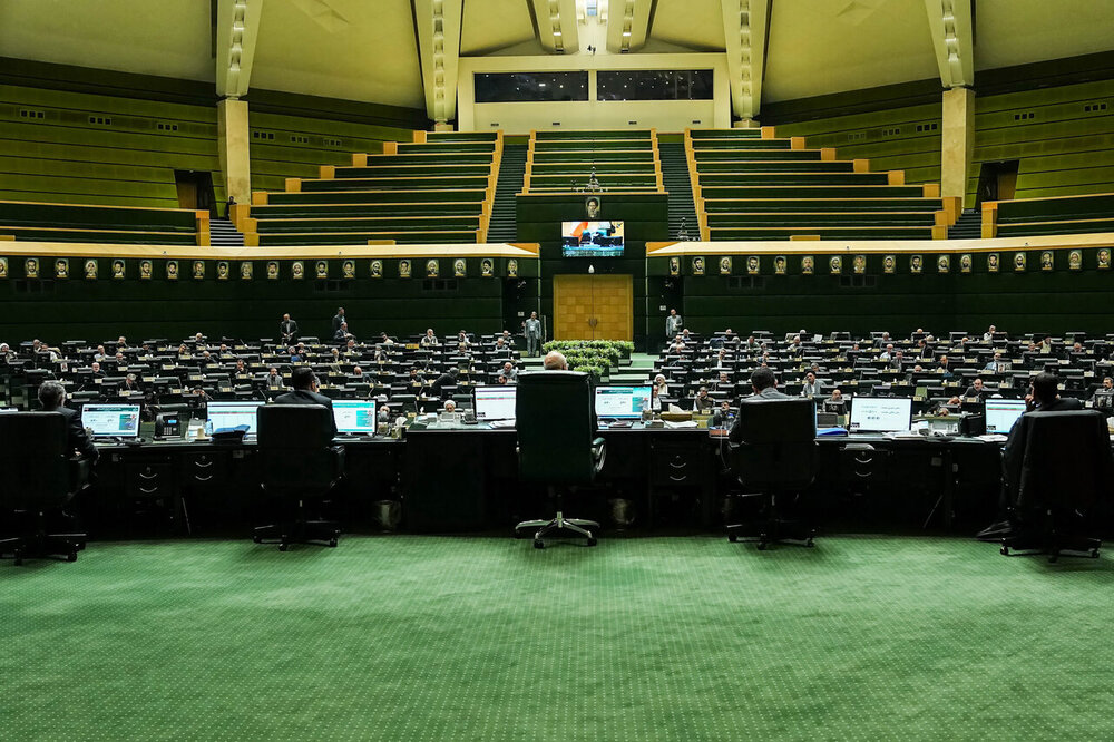 مجلس سهشیفت کار میکند؛ بررسی لایحه بودجه ۱۴۰۵ آغاز شد / لایحه بودجه ۱۴۰۵ , مجلس شورای اسلامی , محمدباقر قالیباف , جلسات علنی , سه شیفت کاری