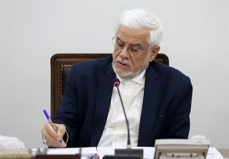 عارف: کادر درمان ایثارگرانه به مجروحان دیماه خدمت کردند / اخبار سیاسی روز , اخبار دولت