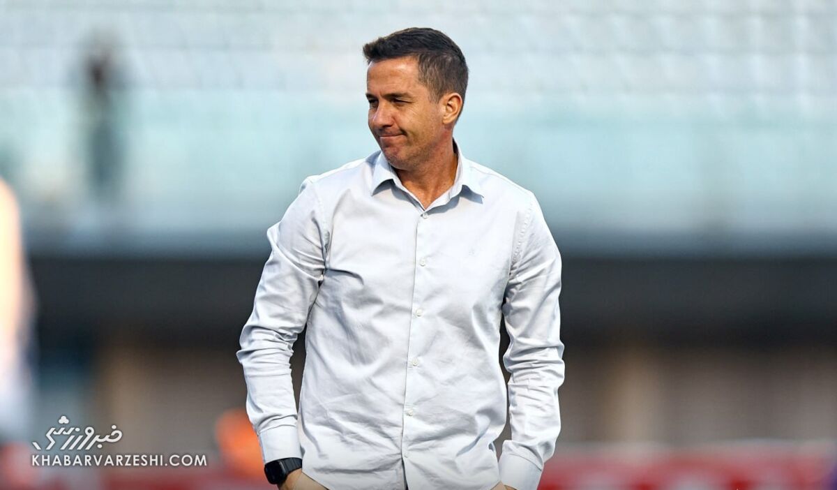 اشتباهات تاکتیکی اوسمار؛ شکست پرسپولیس مقابل گل گهر سیرجان را رقم زد / پرسپولیس , اوسمار ویرا , گل گهر سیرجان , لیگ برتر , علی علیپور