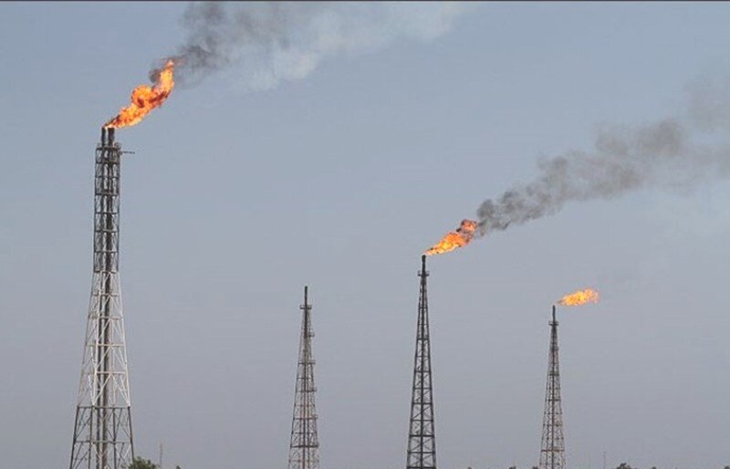 کارشناس نفت: جمعآوری مشعلهای گازی نیازمند سرمایهگذاری جدی؛ اقتصاد توجیه هر طرح را مشخص میکند / گازهای فلر , سرمایه گذاری صنعت نفت , هدررفت ثروت ملی , آلودگی زیست محیطی , کارشناس نفت