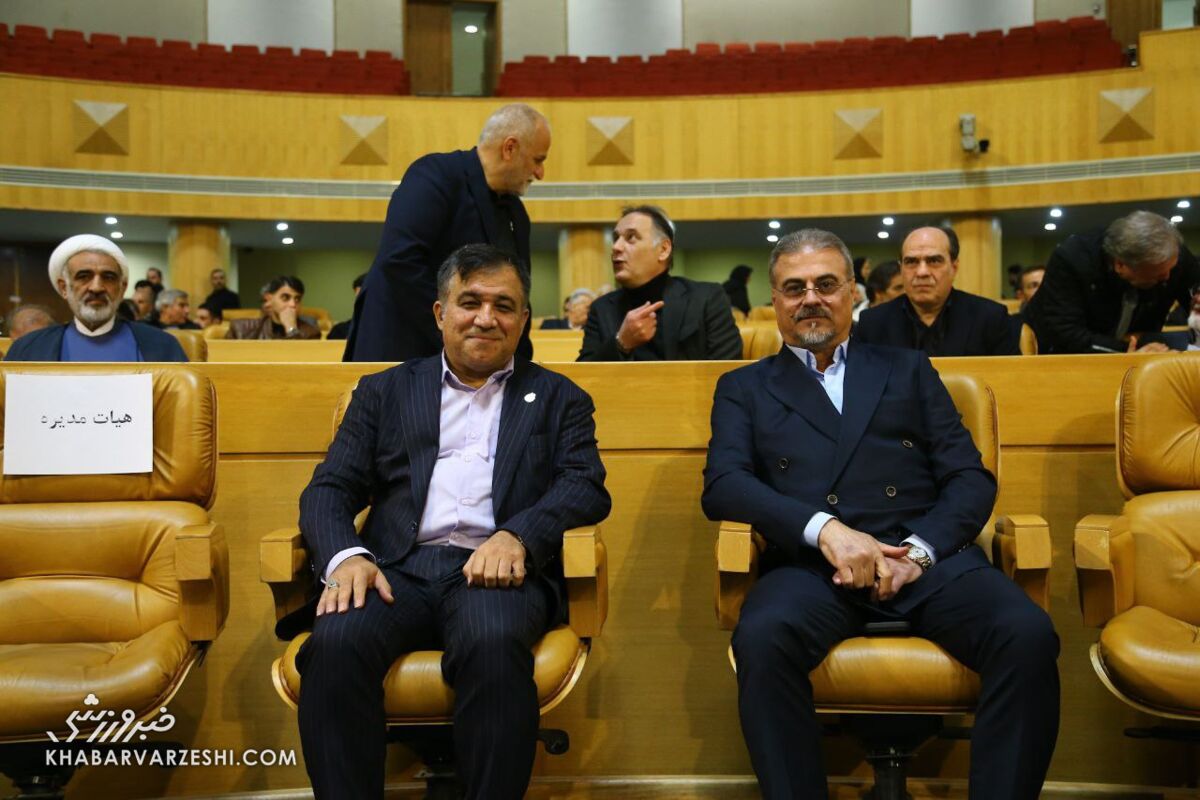 هلدینگ خلیجفارس تنها با علی تاجرنیا برای انتخاب مدیرعامل استقلال مشورت میکند / استقلال , هلدینگ خلیجفارس , مدیرعامل , علی تاجرنیا , فوتبال ایران