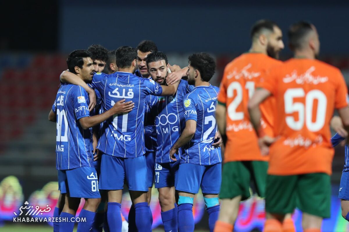 استقلال با پیروزی مقابل مس رفسنجان به صدر جدول لیگ برتر رسید / استقلال , مس رفسنجان , لیگ برتر , صدر جدول , وریا غفوری