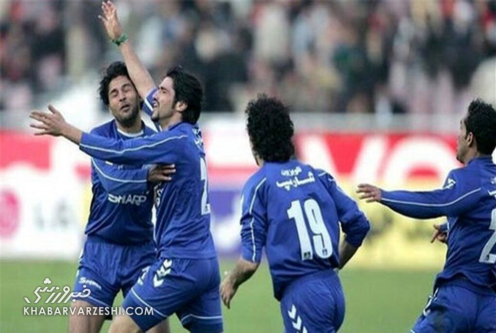 پیروز قربانی؛ ستاره دربی ۸ اسفند ۱۳۸۳ و پیروزی دراماتیک استقلال بر پرسپولیس / دربی , استقلال , پرسپولیس , لیگ برتر , پیروز قربانی