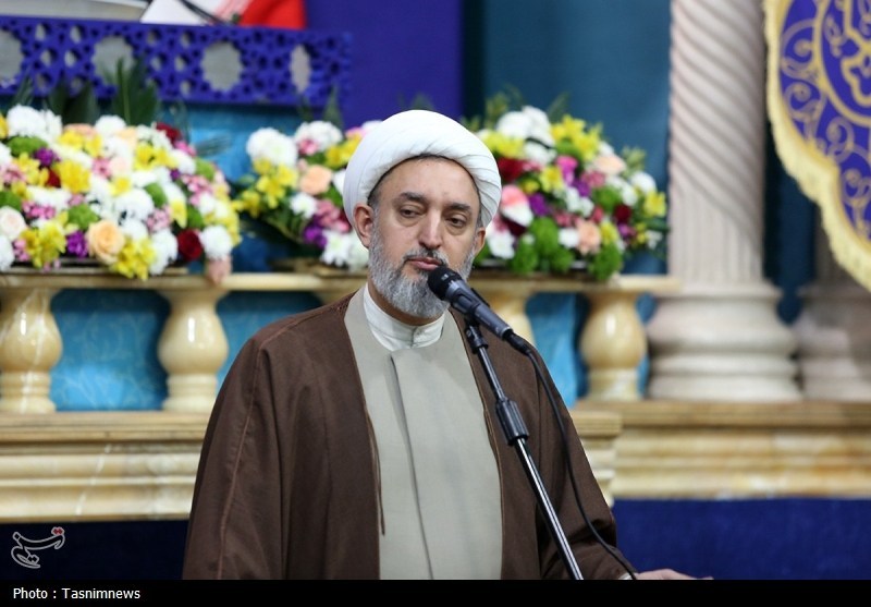 دعا در وسط میدان جنگ نصرت قطعی خداوند را به همراه خواهد داشت / اخبار قم - اخبار استانها