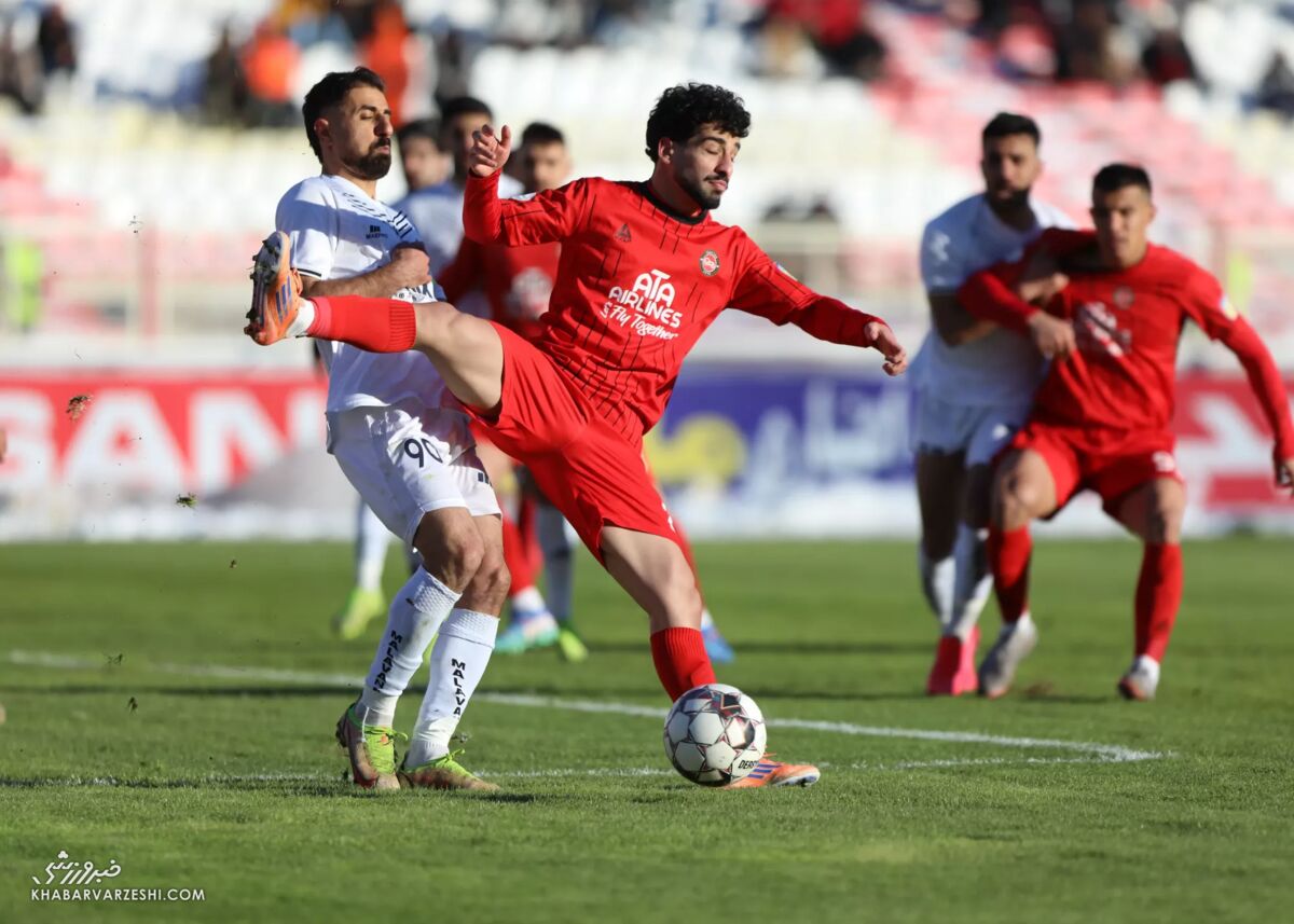 تراکتور با ربیعی صدرنشینی را پس میگیرد؟ نبرد حساس با ملوان در انزلی / ملوان , تراکتور , محمد ربیعی , لیگ برتر , فوتبال ایران