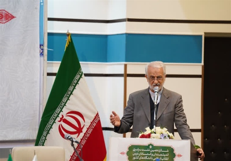 دانشجویان با مبانی انقلاب اسلامی آشنایی کافی ندارند / اخبار فارس - اخبار استانها
