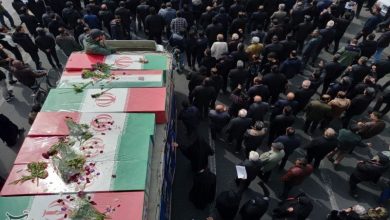 تشییع پیکر 8 شهید جنگ رمضان در شهرری / اخبار استان تهران - اخبار استانها