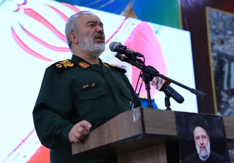 سردار فدوی: نوجوانان پرچمداران جهاد و دفاع از ارزشهای انقلاب هستند / اخبار مرکزی - اخبار استانها