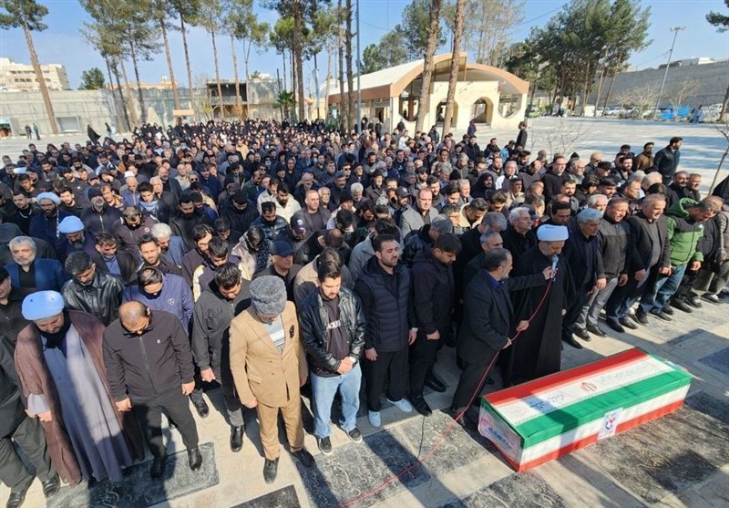 وداع باشکوه با شهید میلاد بهروزی در رباطکریم / اخبار استان تهران - اخبار استانها