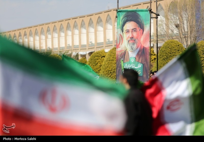 آیتالله سید مجتبی خامنهای حافظ مسیر استقلال و مقاومت ملت ایران است / اخبار سیاسی روز , اخبار مجلس