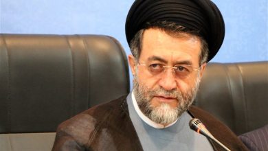 رهبر جوان انقلاب راه پدر شهید خود را در مقابله با استکبار ادامه میدهد / اخبار فارس - اخبار استانها