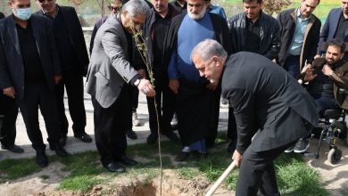 به یاد رهبر شهید؛ کاشت و اهدای 2 هزار نهال در بهارستان / اخبار استان تهران - اخبار استانها
