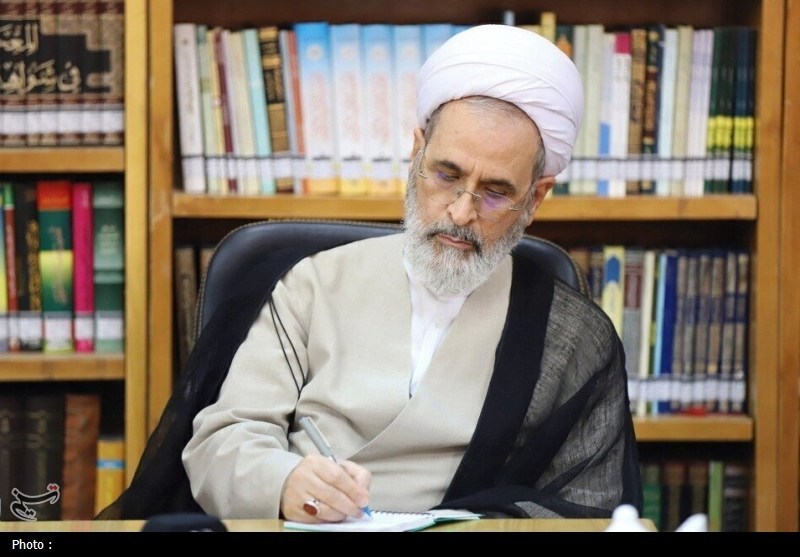 نامه مهم آیتالله اعرافی به پاپ رهبر کاتولیکهای جهان / اخبار قم - اخبار استانها