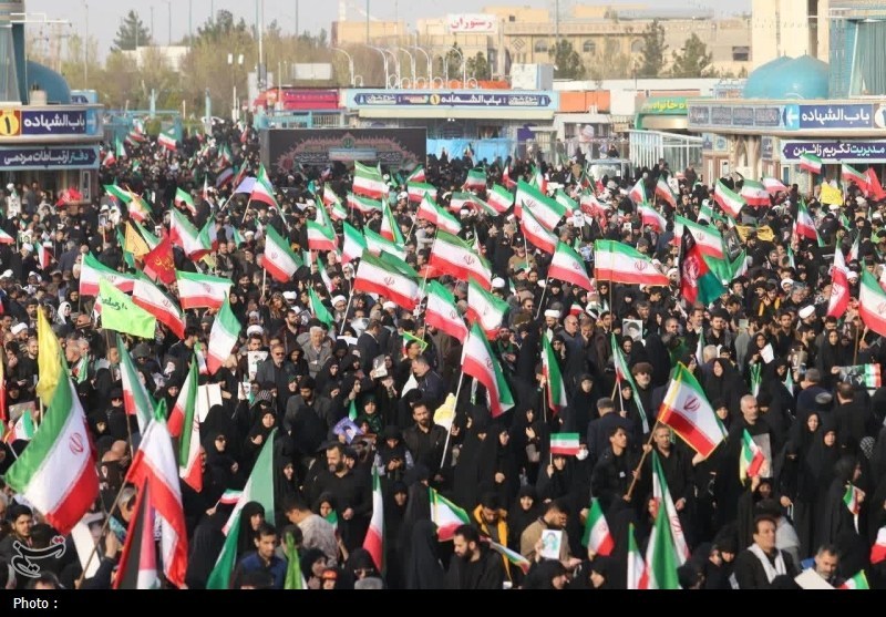 قیام لشکر امام مسلمین؛بیعت تاریخی مردم قم با آیتالله مجتبی خامنهای / اخبار قم - اخبار استانها
