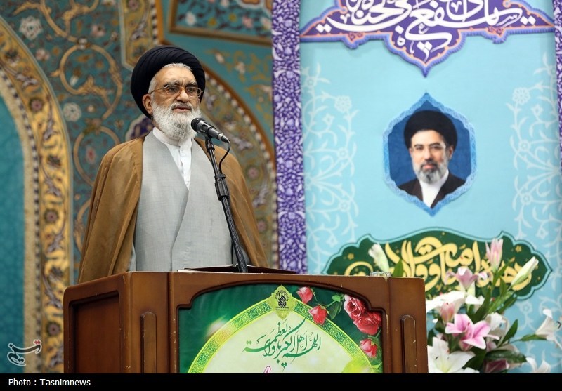ملتهای مسلمان در برابر دشمنان اسلام ایستادگی کنند / اخبار قم - اخبار استانها