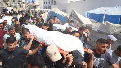 تشییع پیکر فرمانده ارشد قسام و خانوادهاش در غزه