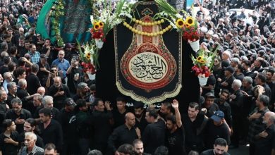 میراثی صدساله در سوگ سقای کربلا؛ نخلگردانی باشکوه جهادیه سمنان / اخبار سمنان - اخبار استانها