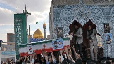 پیکر دو شهید جنگ رمضان بر دستان مردم قم تشییع شد / اخبار قم - اخبار استانها