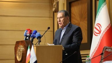 رئیس اتاق بازرگانی ایران: بستههای حمایتی جنگی به بنگاهها نرسید/ضرورت بازنگری در رفع تعهد ارزی صادرکنندگان / تعهد ارزی , صادرکنندگان , بسته حمایتی , فعالان اقتصادی , اتاق بازرگانی
