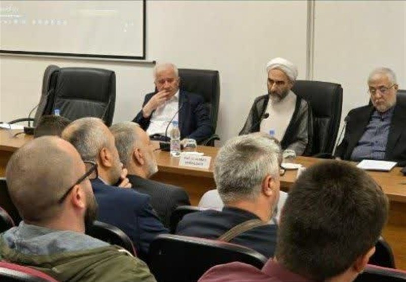 استقامت قرآنی مسئولیتی اجتماعی برای ساخت انسان، امت و تمدن است / اخبار قم - اخبار استانها