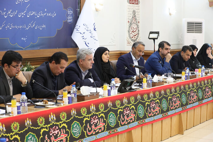 رئیس کمیسیون عمران: از عملکرد سیستم بانکی در پرداخت تسهیلات مسکن رضایت نداریم / تسهیلات مسکن , سیستم بانکی , کمیسیون عمران , مجلس شورای اسلامی , رضایت