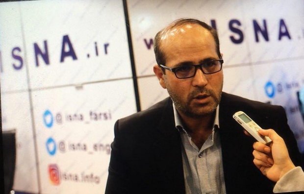 نماینده کارگران: ترمیم دستمزد تا مرداد آغاز نمیشود؛ سبد معیشت بهروزرسانی میشود / دستمزد , شورای عالی کار , سبد معیشت , کارگران , تثبیت اقتصادی