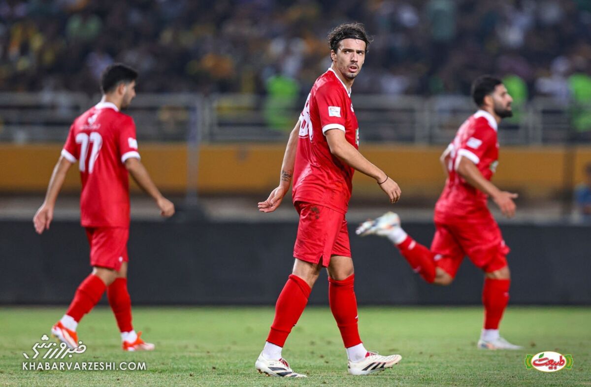 هافبک سرخپوشان وارد تهران شد؛ باکیچ به پرسپولیس پیوست / مارکو باکیچ , پرسپولیس , اوسمار ویرا , فوتبال ایران , بازیکن خارجی