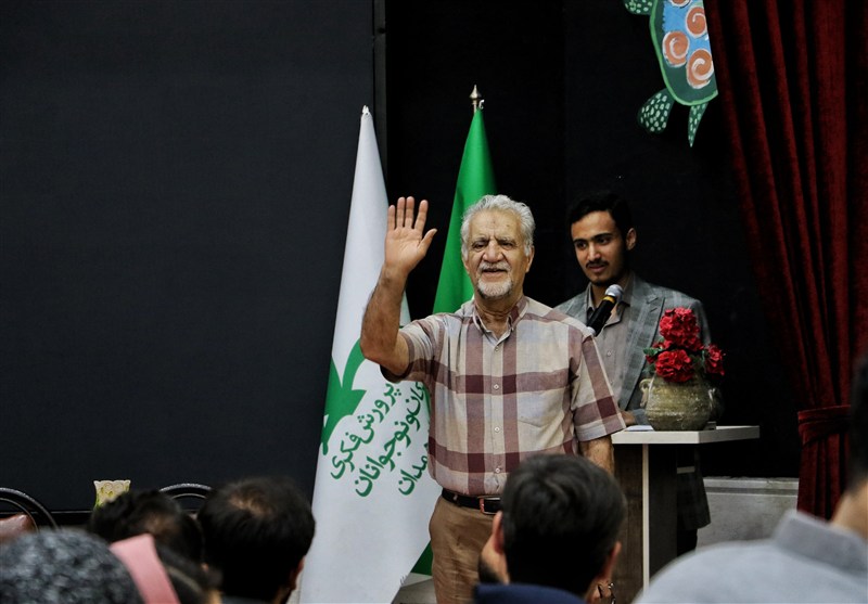 دیدار کودکان و نوجوانان استان همدان با خالق صد دانه یاقوت / اخبار همدان - اخبار استانها