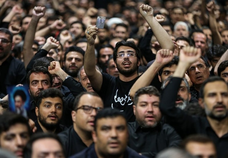 مراسم عزاداری شب عاشورای حسینی در جوار محل شهادت قائد شهید / اخبار سیاسی روز , اخبار دولت