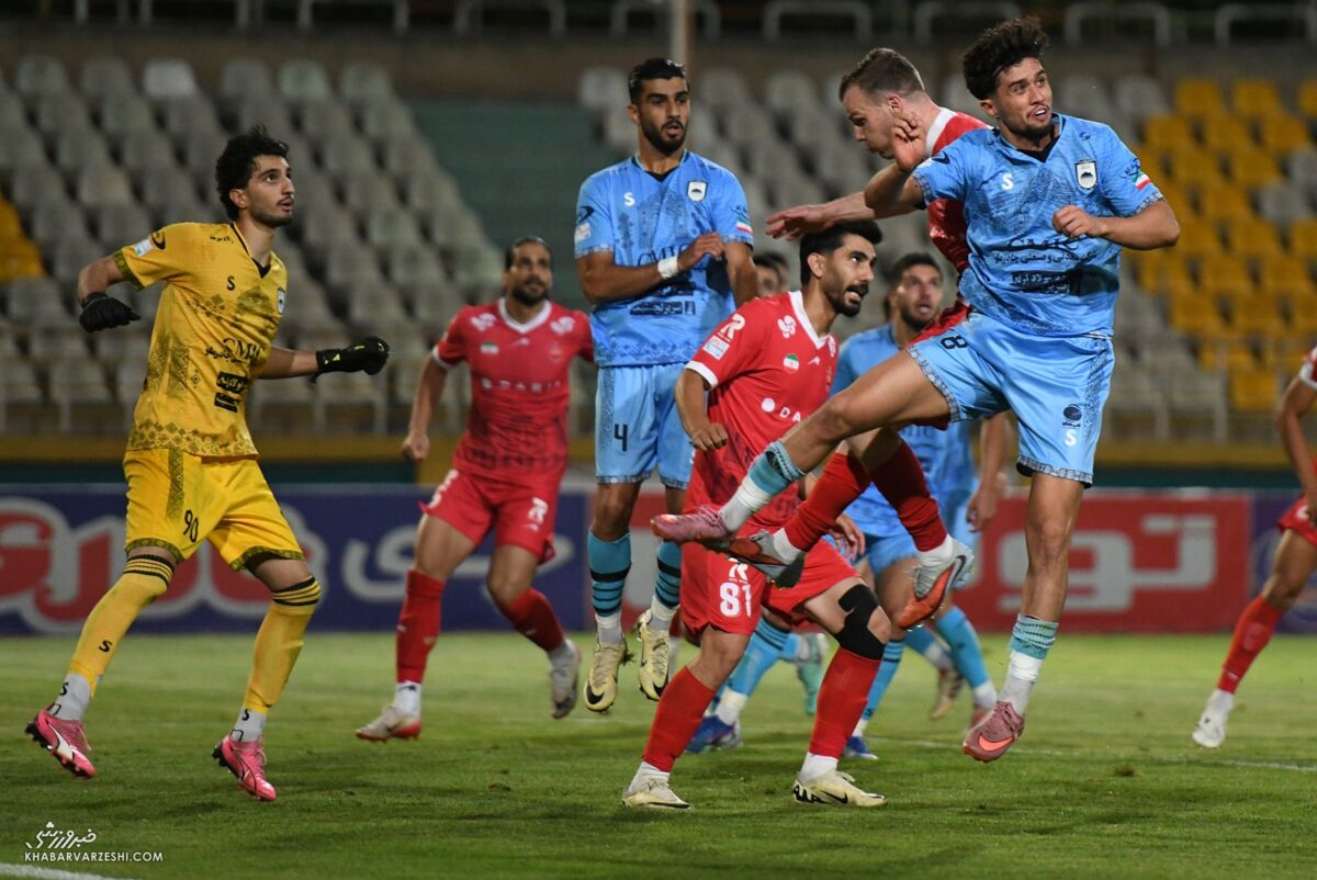 انتقاد تند مدیرعامل پرسپولیس از بازیکنان پس از شکست مقابل چادرملو / پرسپولیس , چادرملو , پیمان حدادی , مدیرعامل پرسپولیس , شکست
