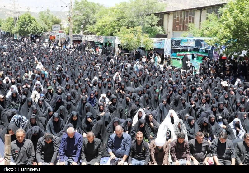 نماز ظهر عاشورا با شکوه تمام در یاسوج اقامه شد+تصاویر / اخبار کهگیلویه و بویراحمد - اخبار استانها