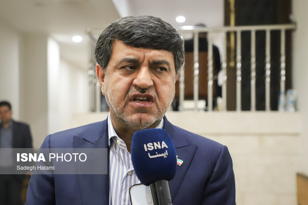 بررسی الزامات سیاستگذاری اقتصادی و پولی در شرایط پساجنگ در همایش سیاستهای پولی و ارزی / سیاست پولی , اقتصاد , پژوهشکده پولی و بانکی , همایش , پساجنگ