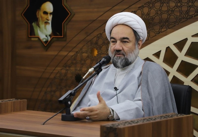 گلایه امام جمعه زاهدان از پایاننامهها و رسالههای غیرکاربردی / اخبار سیستان و بلوچستان - اخبار استانها