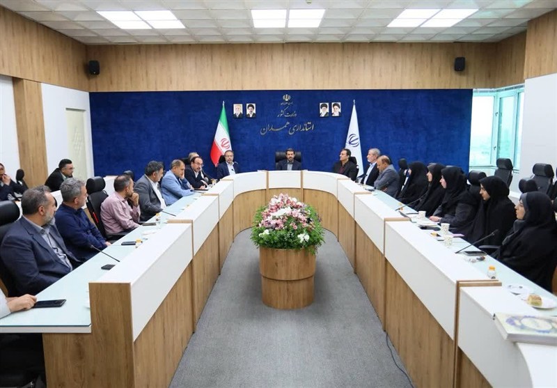 تکریم اربابرجوع در همدان اولویت نخست دستگاهها باشد / اخبار همدان - اخبار استانها