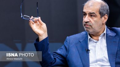 نگرانی از تورم؛ چشمانداز اقتصادی سال ۲۰۲۵ در ایران / تورم , اقتصاد ایران , سال ۲۰۲۵ , قیمتها , کارشناسان اقتصادی