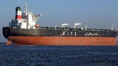 سنتکام مدعی توقیف یک نفتکش در نزدیکی آبهای ایران شد